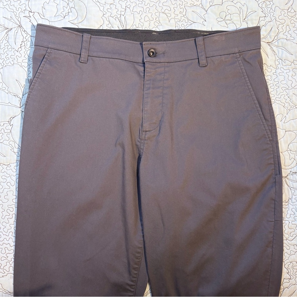 NIKE Dri- Fit Flat Front Classic Pants in Gray Mens Size 34x30💚 - Picture 3 of 13